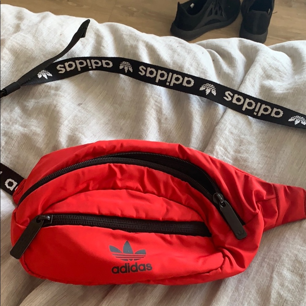 Adidas fanny pack